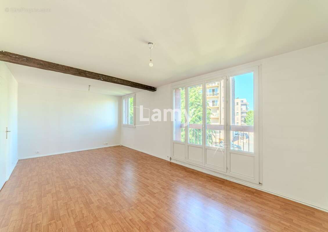 Appartement à VILLEFRANCHE-SUR-SAONE