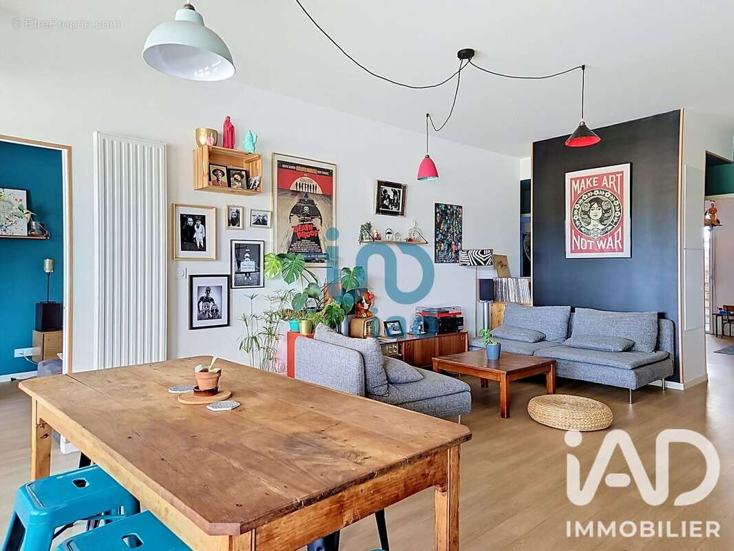 Appartement 80 m² à Saint-Jacques-De-La-Lande  - photo 2