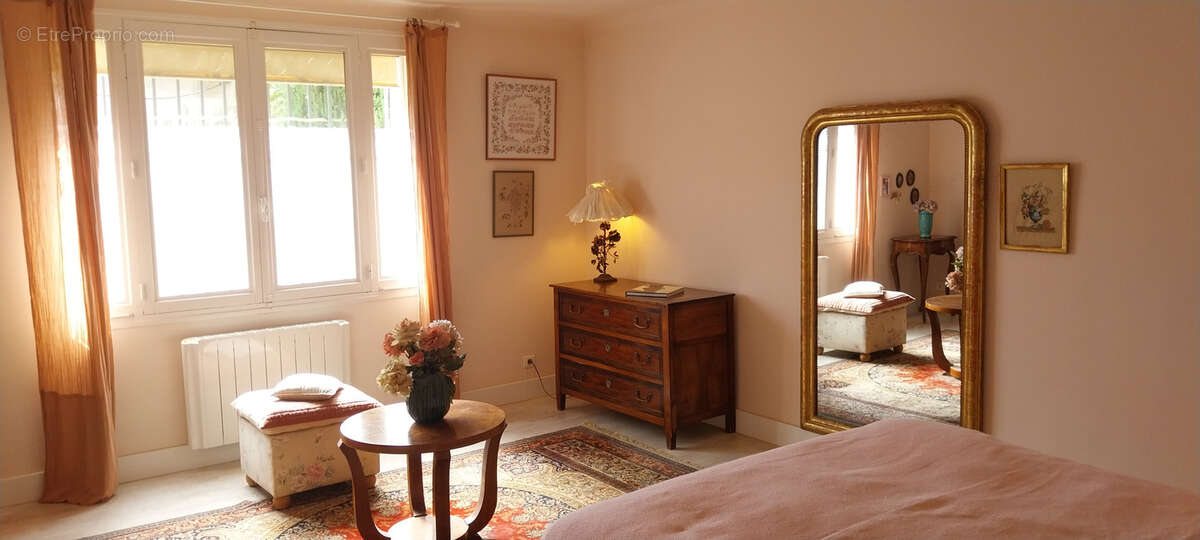Maison bourgeoise avec jardin en centre village - photo 17