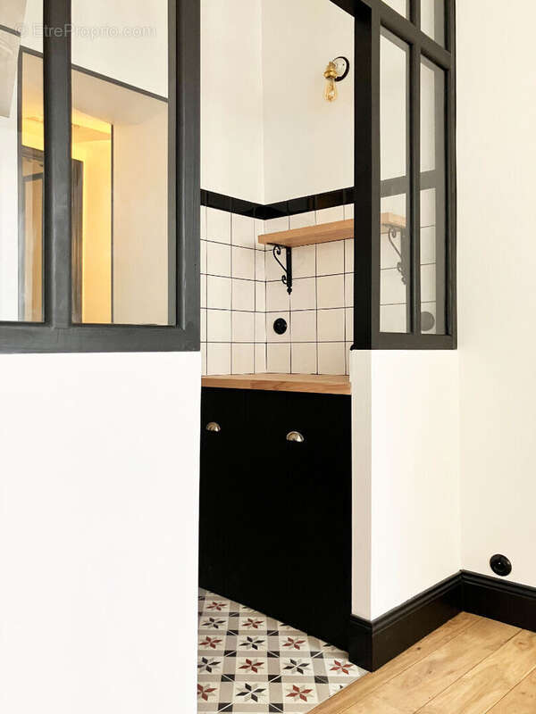 Commerce à PARIS-18E