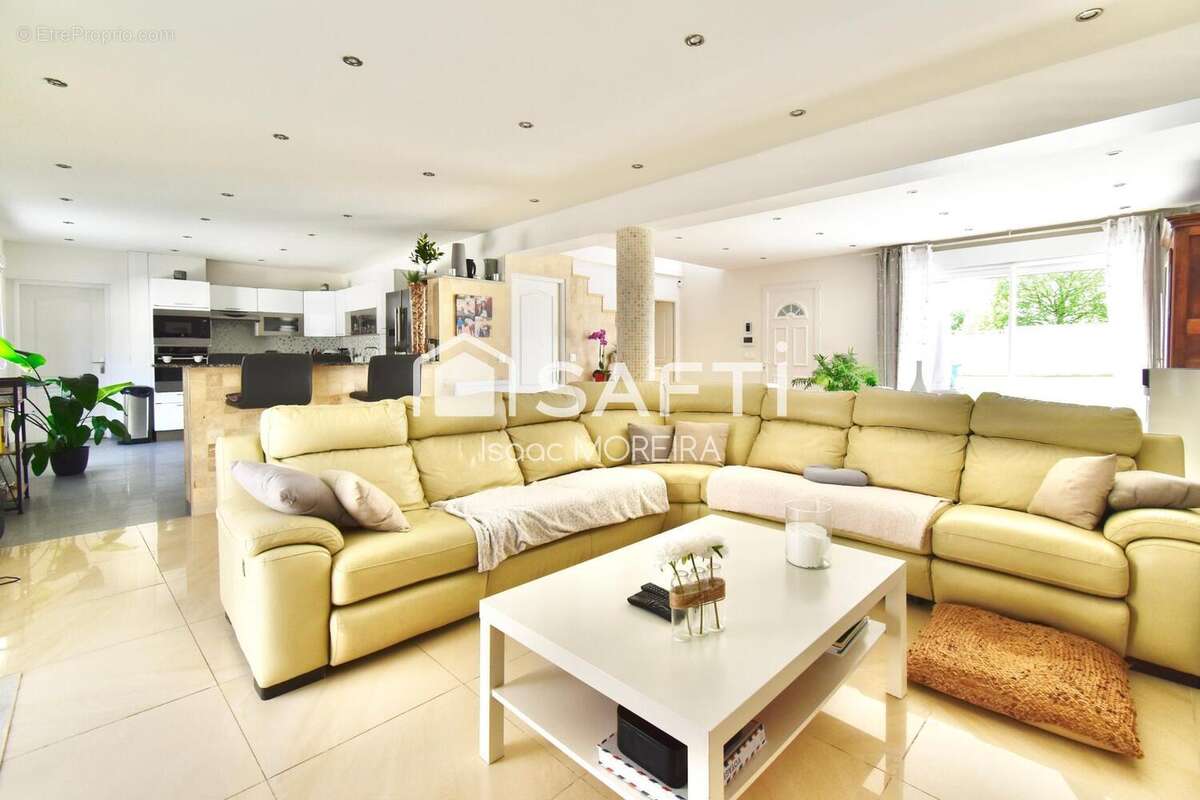 Photo 5 - Maison à CHERISY