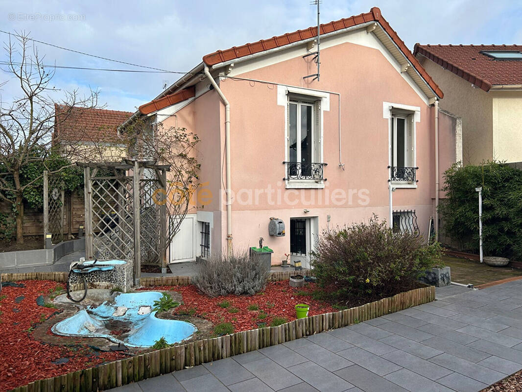 Maison à VILLENEUVE-LE-ROI