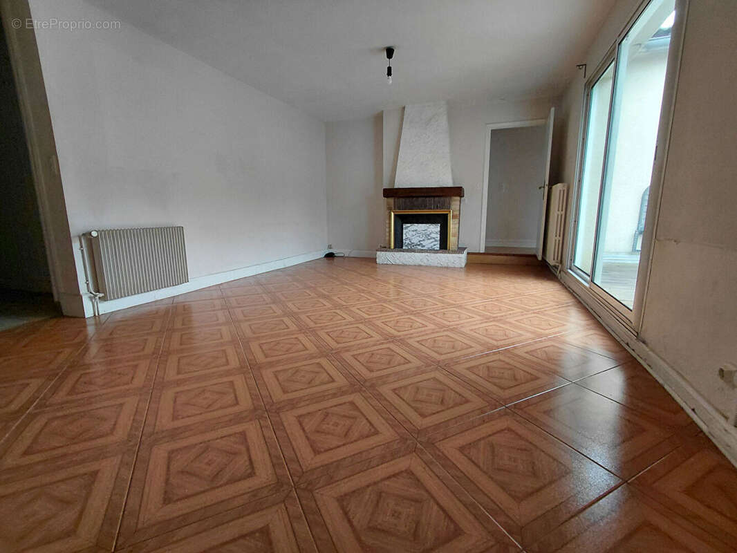 Grand T3 lumineux de 92 m² avec terrasse - photo 4