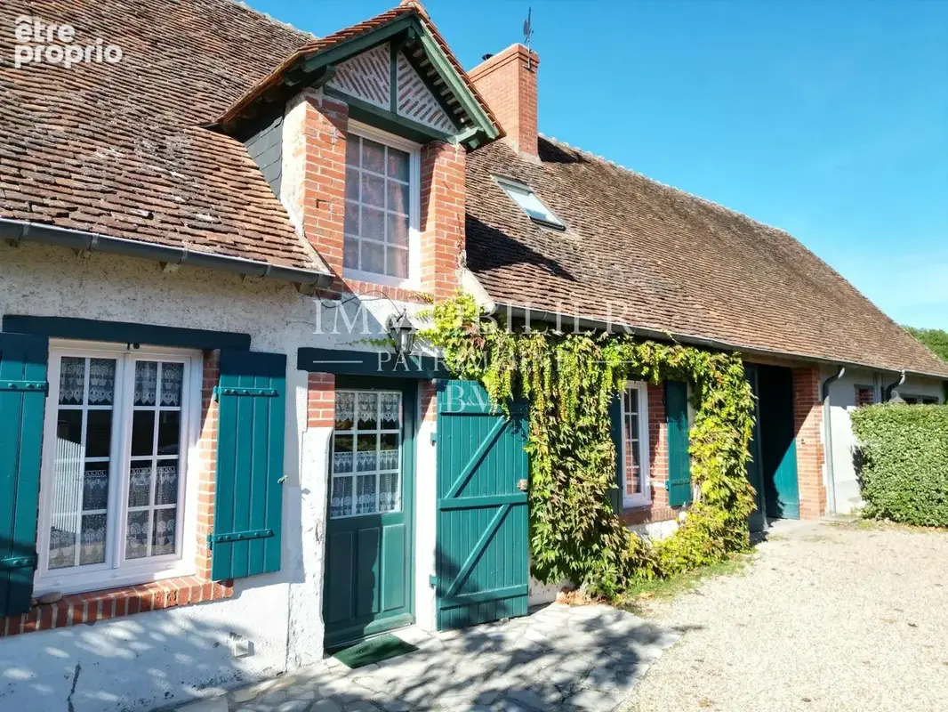 Longère de 180 m²  sur 2 424 m² de terrain clos et arboré à Mont-près-Chambord - photo 1