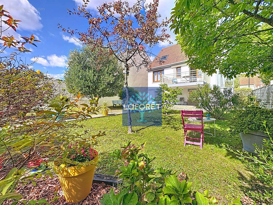 Maison à CHILLY-MAZARIN