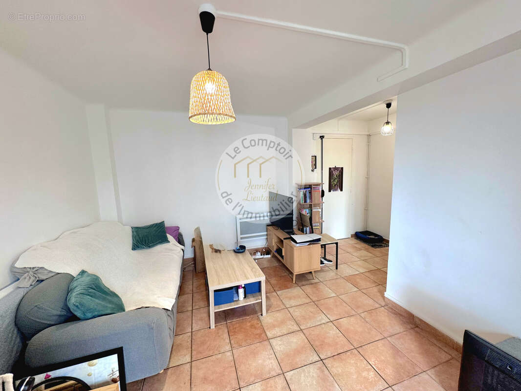 Appartement à MARSEILLE-9E