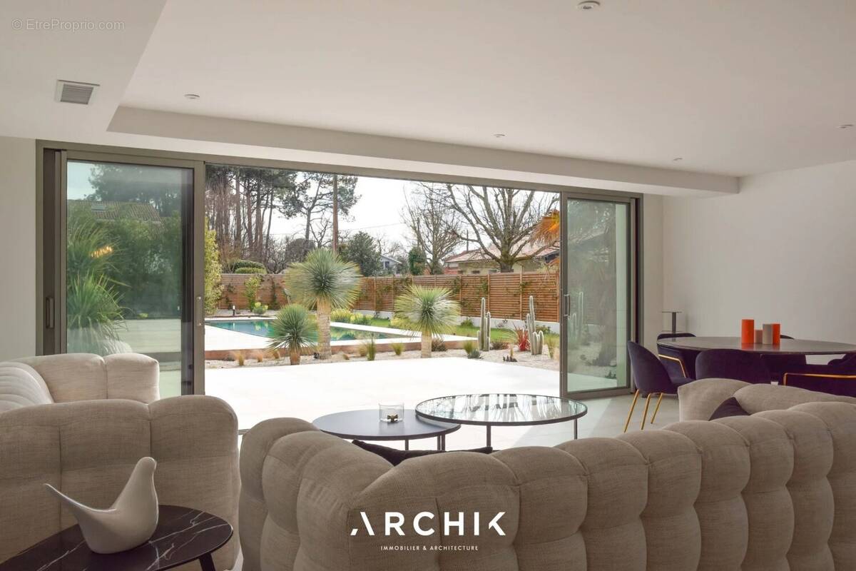 Maison à GUJAN-MESTRAS