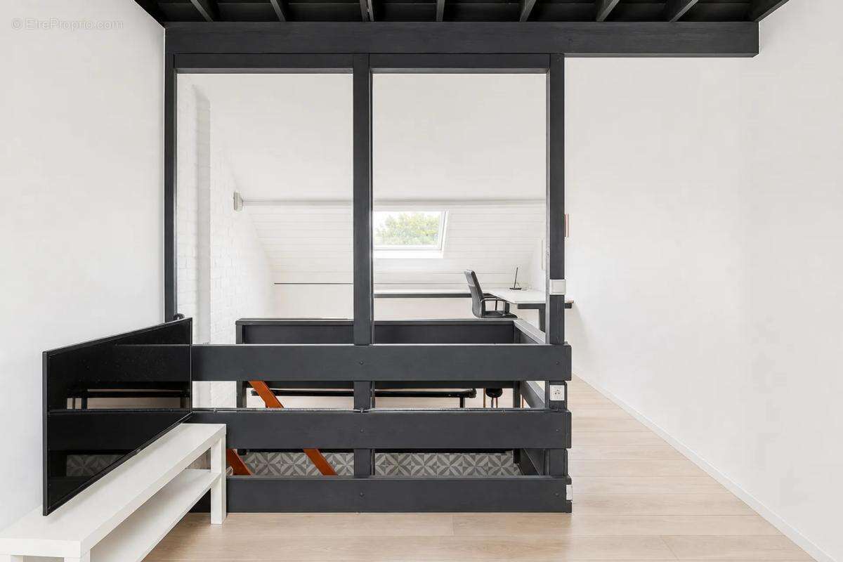 Maison louée 5 pièces 97 m² à Tourcoing - photo 9
