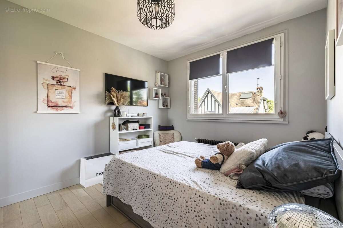 Maison à CHAVILLE