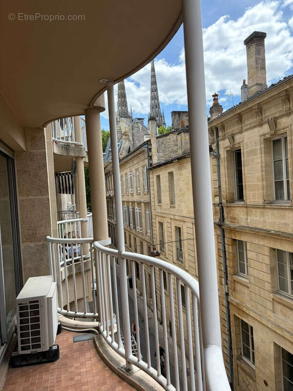Appartement à BORDEAUX
