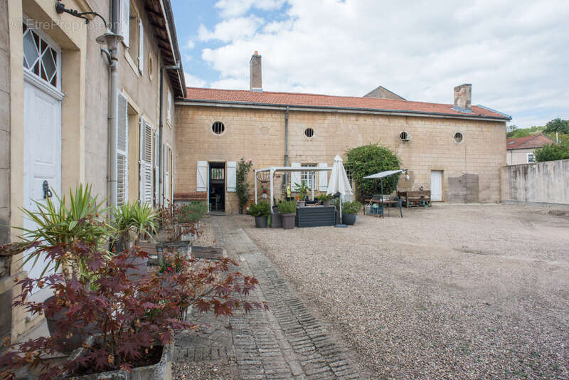 Maison à VITTONVILLE