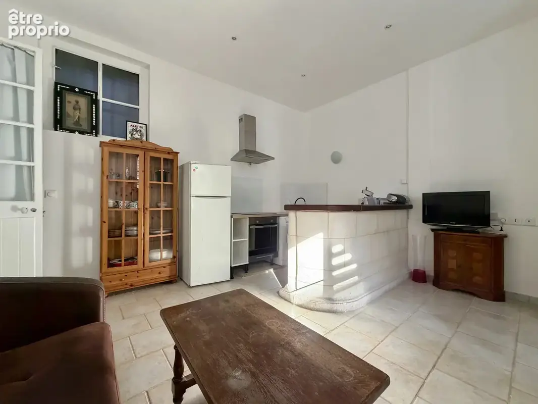 Appartement T2 sur cour intérieur d’environ 36 m² - PROXIMITÉ PLACE DU VIEUX MARCHÉ - photo 1