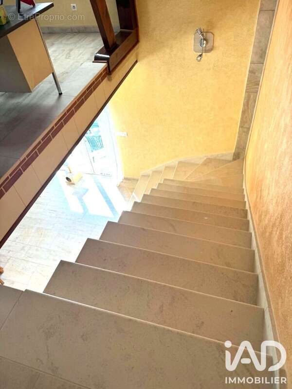 Maison 267 m² à Assenay  - photo 8