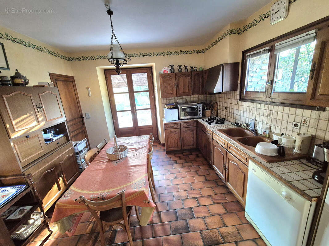 Maison à LEZAN