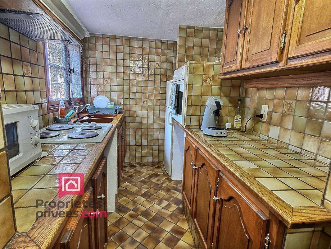 Maison à PUGET-SUR-ARGENS