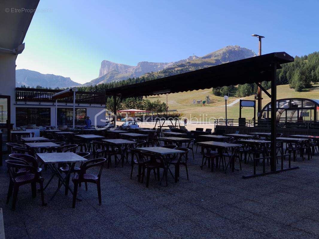 Commerce à SAINT-ETIENNE-EN-DEVOLUY