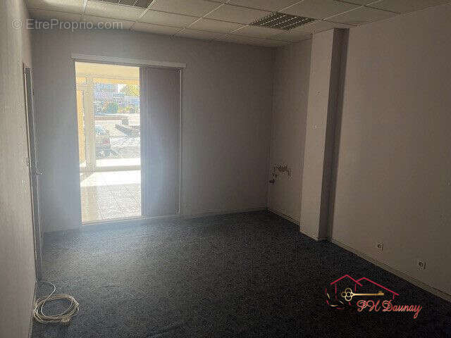 Commerce à LUC-LA-PRIMAUBE