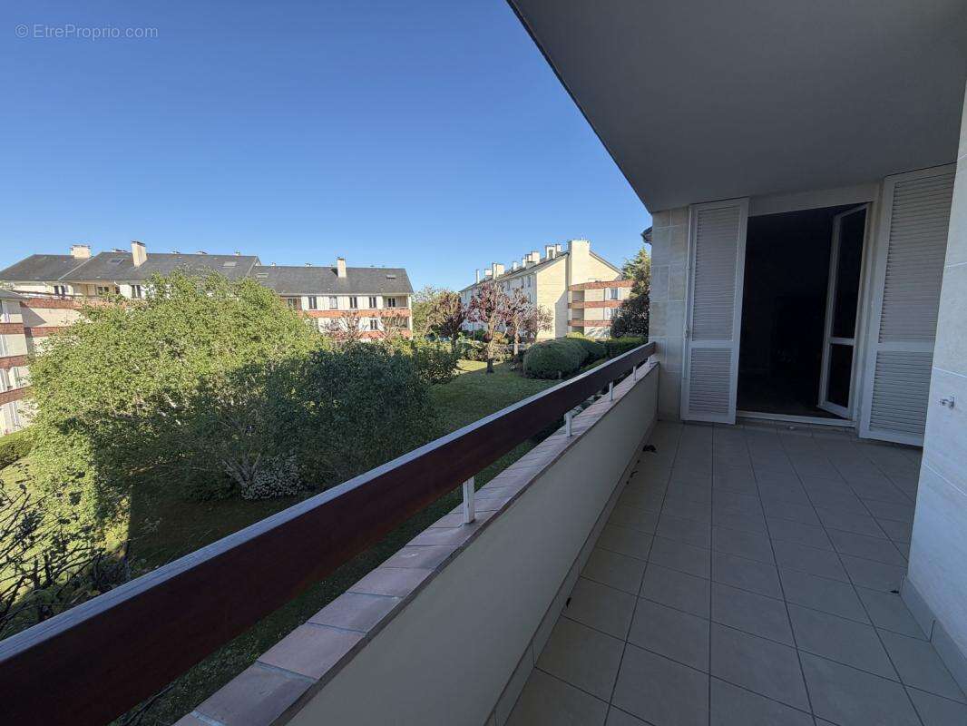 Appartement à LOUVECIENNES