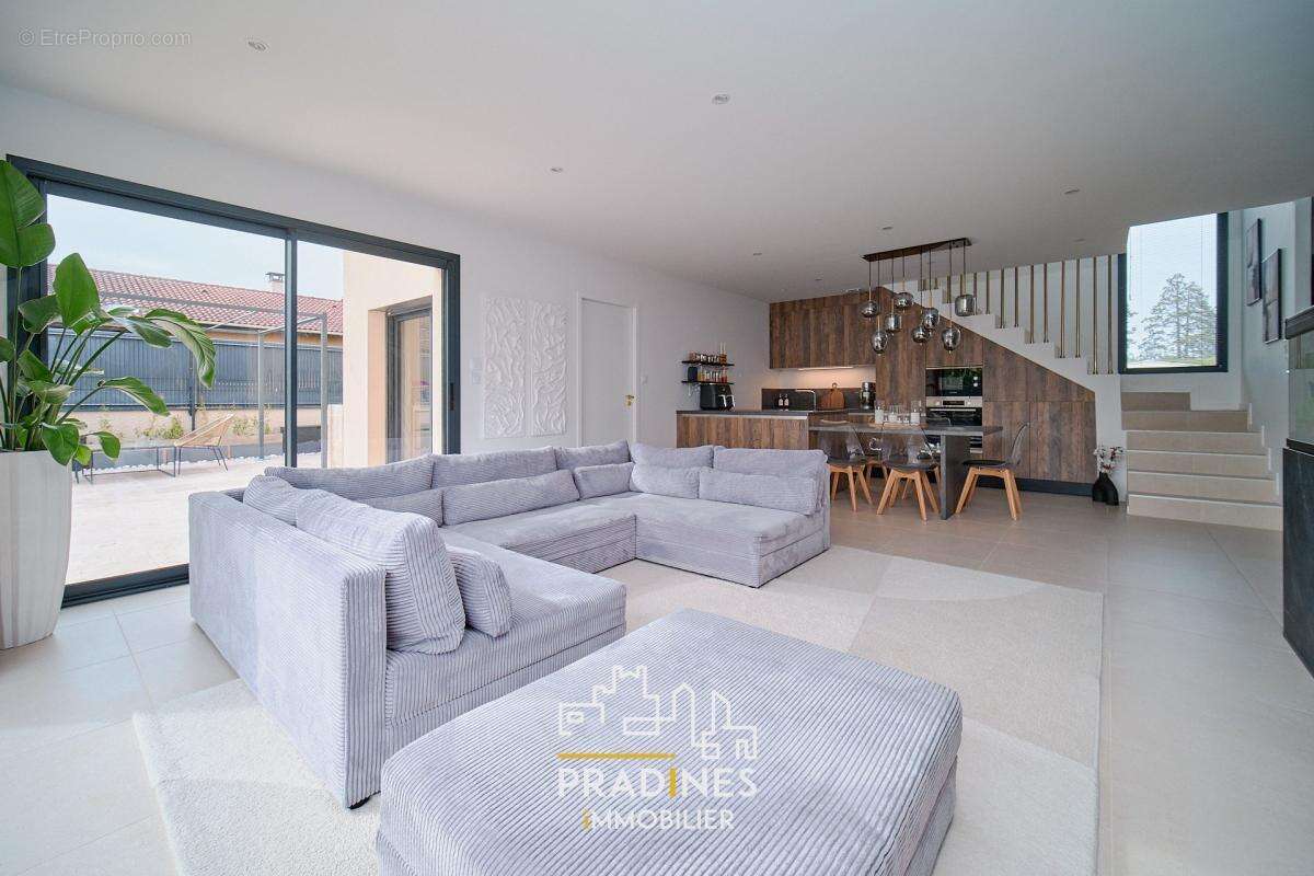 Maison à CHONAS-L&#039;AMBALLAN