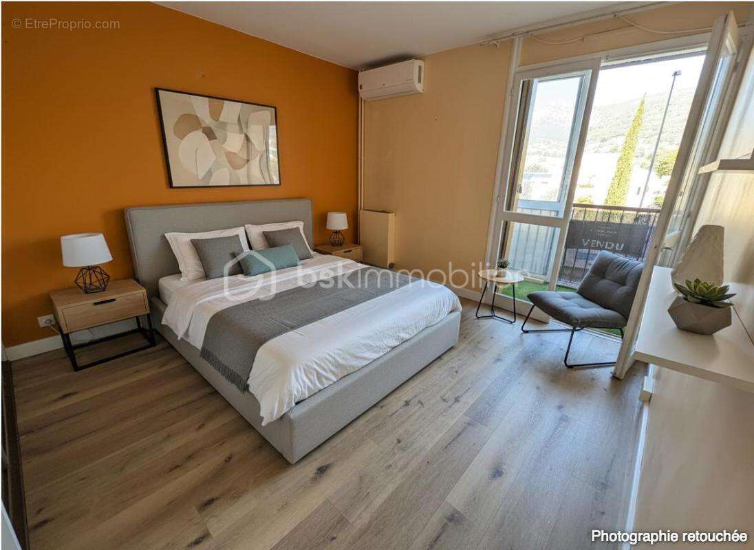 appartement rez de jardin de 105 M2 - photo 7