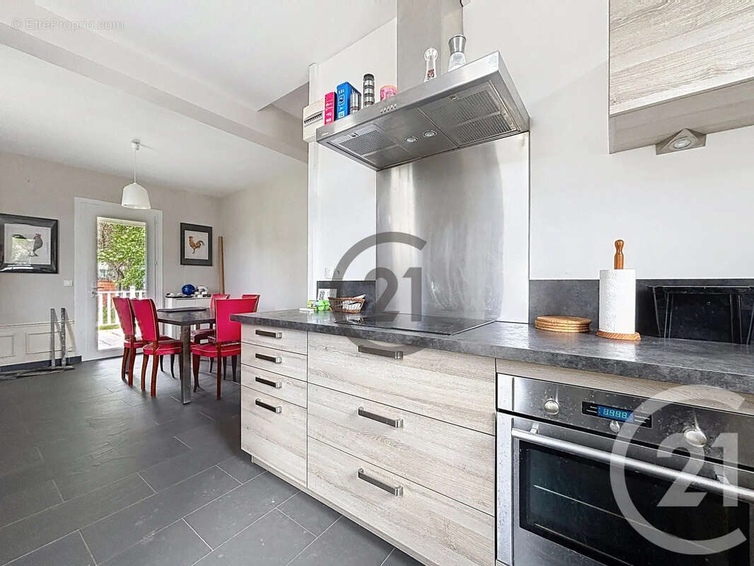 Maison 165 m² à Fontainebleau  - photo 4