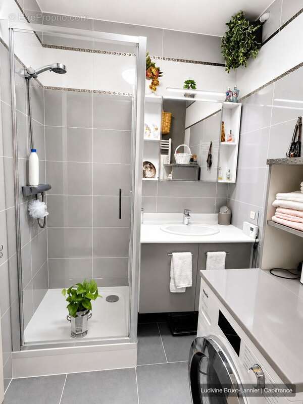 ANTONY – Fontaine Michalon  2/3 pièces 56,5 m² entièrement rénové – DPE D – Balcon 10 m² – Parking – Cave – RER B à 5 min - photo 8