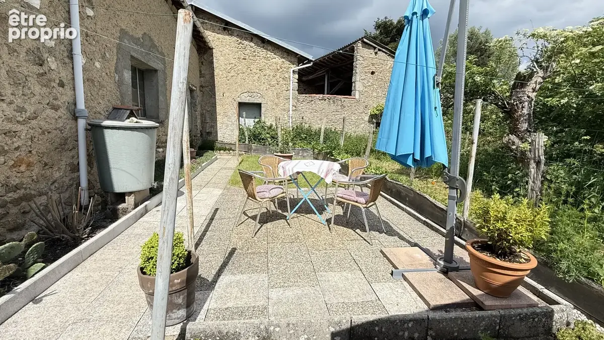Grande maison de village rénovée avec dépendance et jardin - photo 24