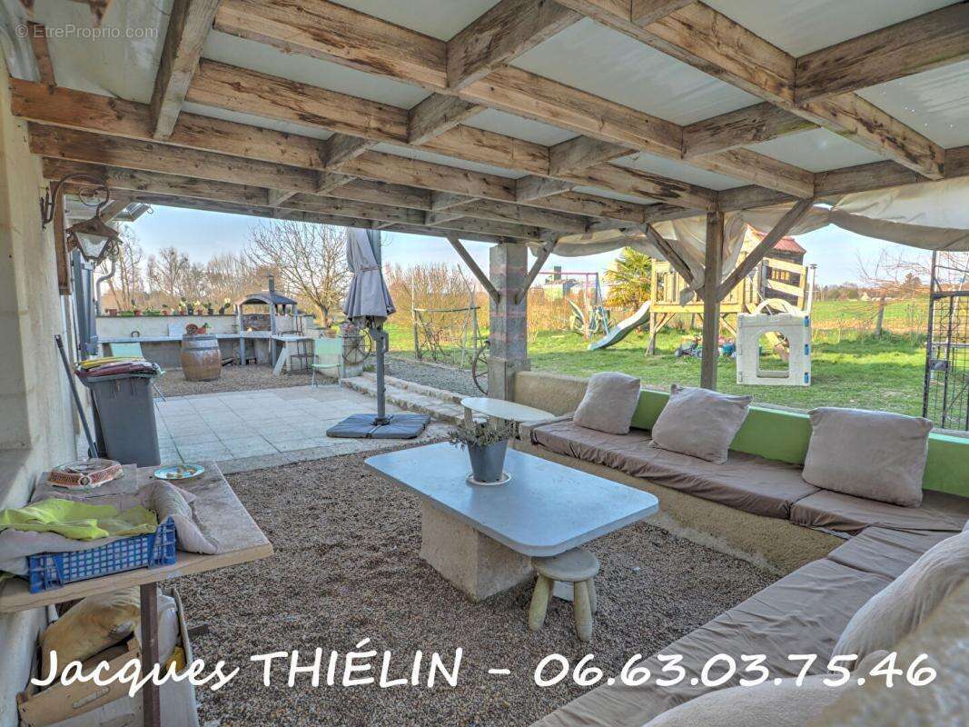 Maison à LONGUE-JUMELLES