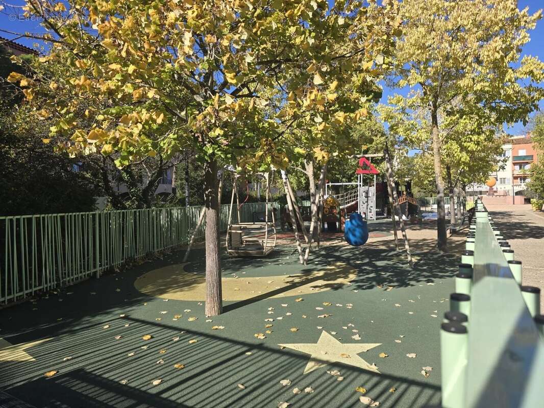 Appartement à MOUGINS