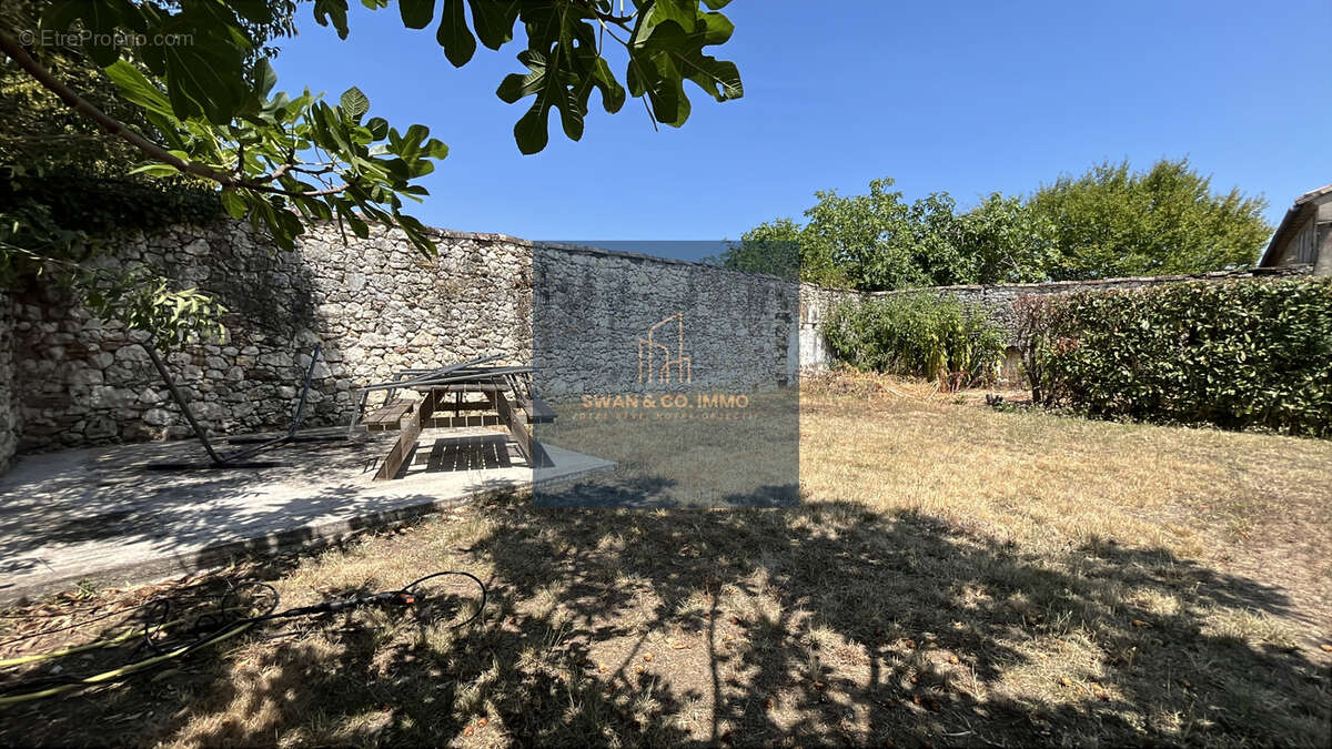 L'élégance d'une demeure de caractère, le privilège d'un domaine au cœur du village - photo 44