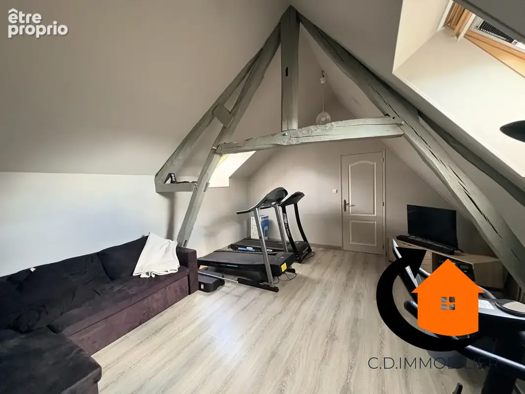 FRUNCÉ -  Magnifique longère au calme absolu, 4 chambres, dépendances sur 3 200 m2   Proche Gare - photo 12