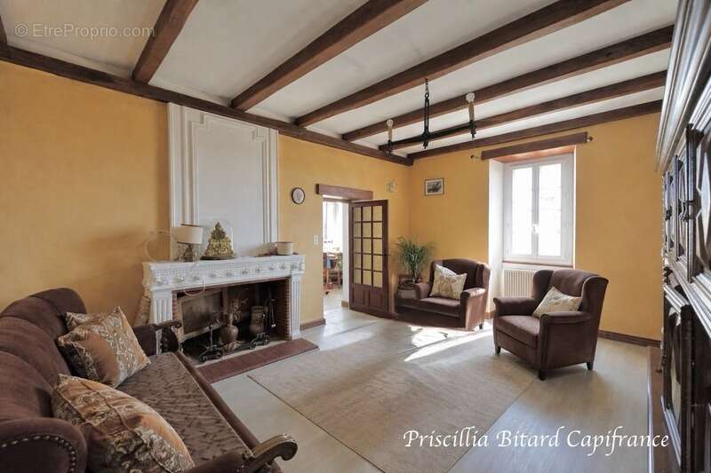 Maison à AIGREFEUILLE-D'AUNIS