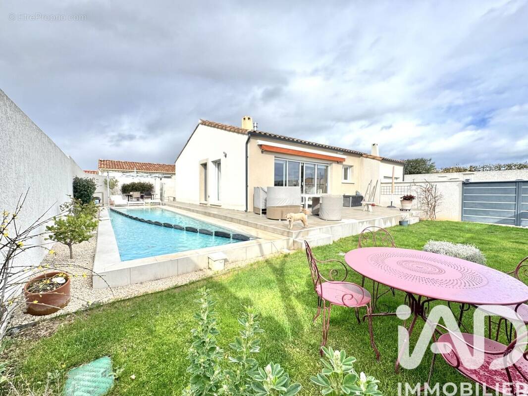 Photo 1 - Maison à SAINT-GILLES