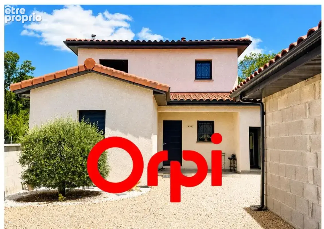 Maison à LA VERPILLIERE