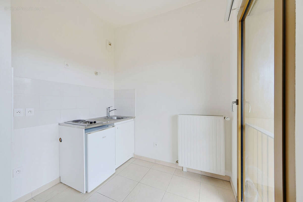 Appartement à PARIS-19E