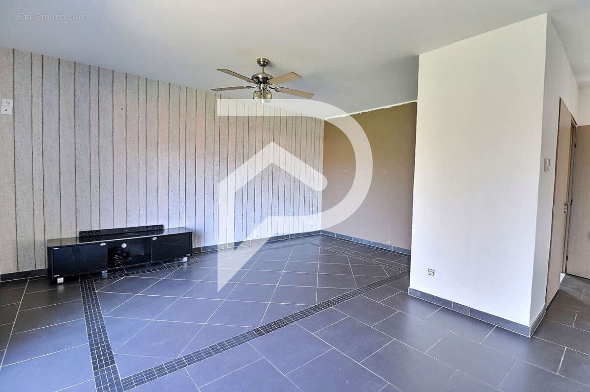 Maison à BETHENCOURT