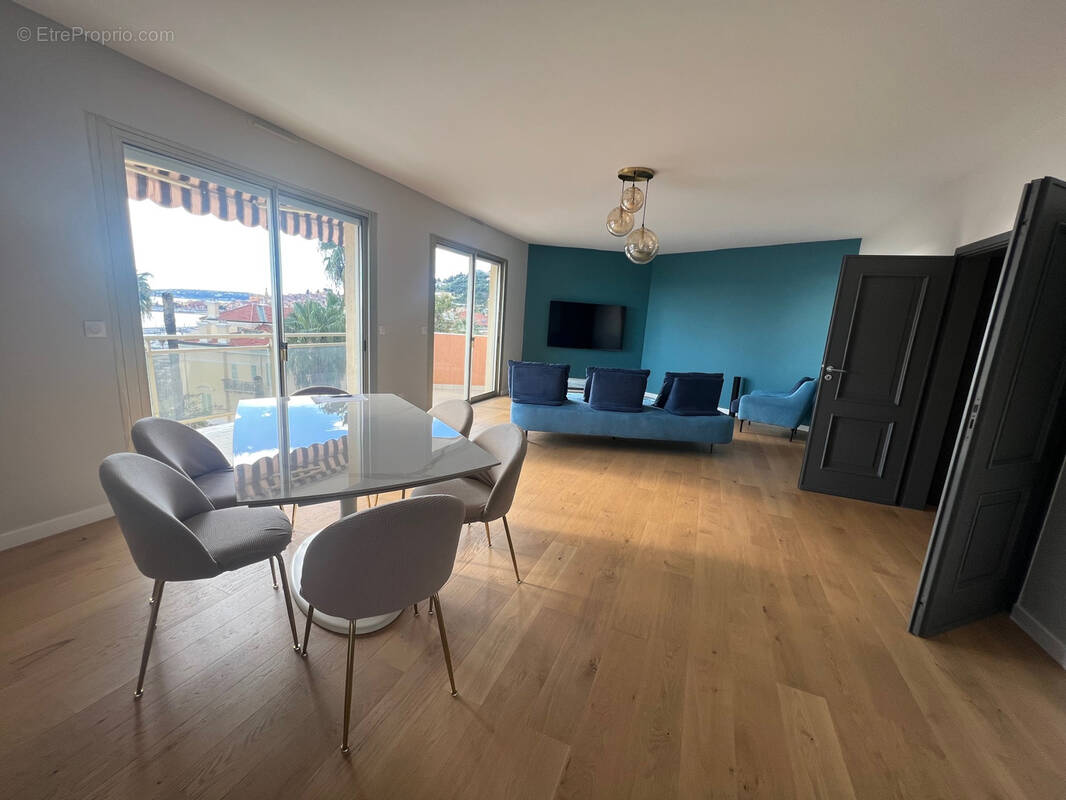 Appartement à MENTON