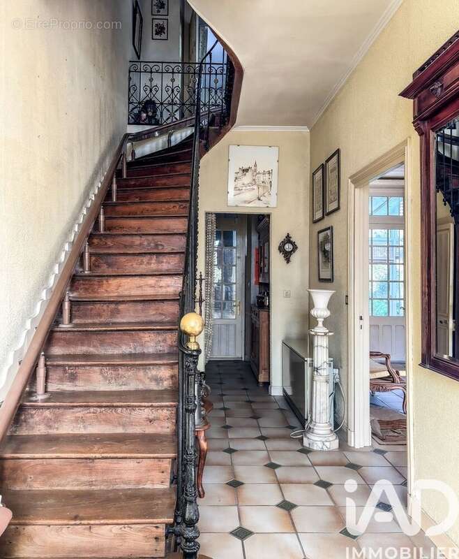 Photo 2 - Maison à SAINTES