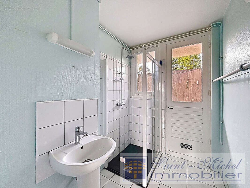 Appartement à QUIMPERLE