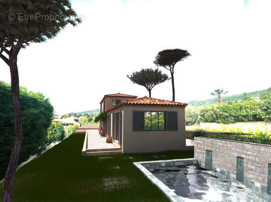 Terrain à PLAN-DE-LA-TOUR