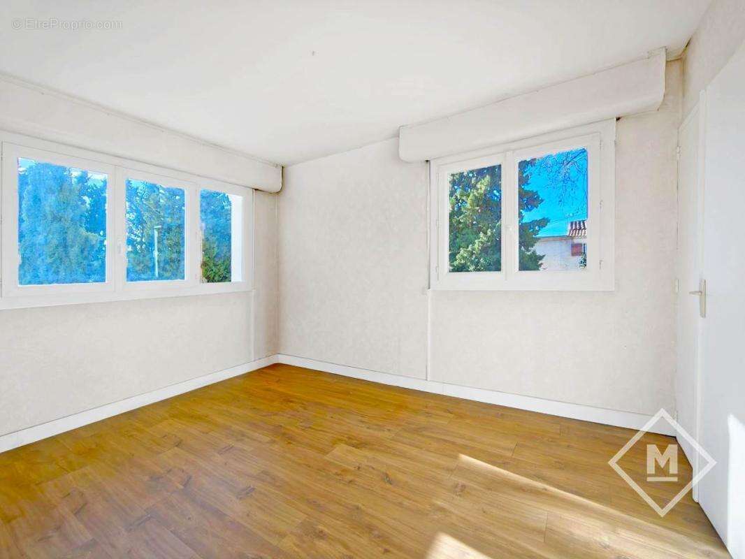 vente T3 calme balcon lumineux 13013 Olives - photo 12