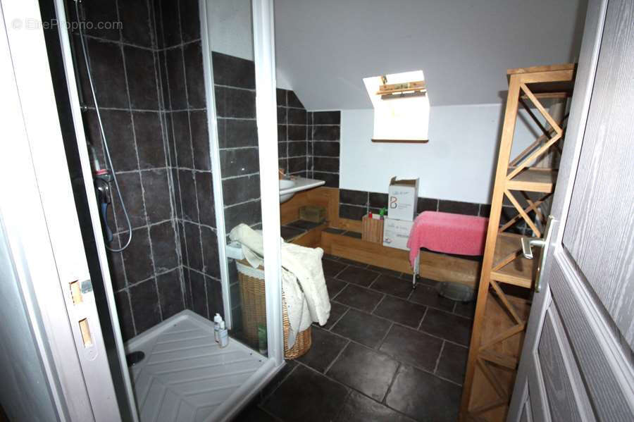 Maison à BRINON-SUR-BEUVRON