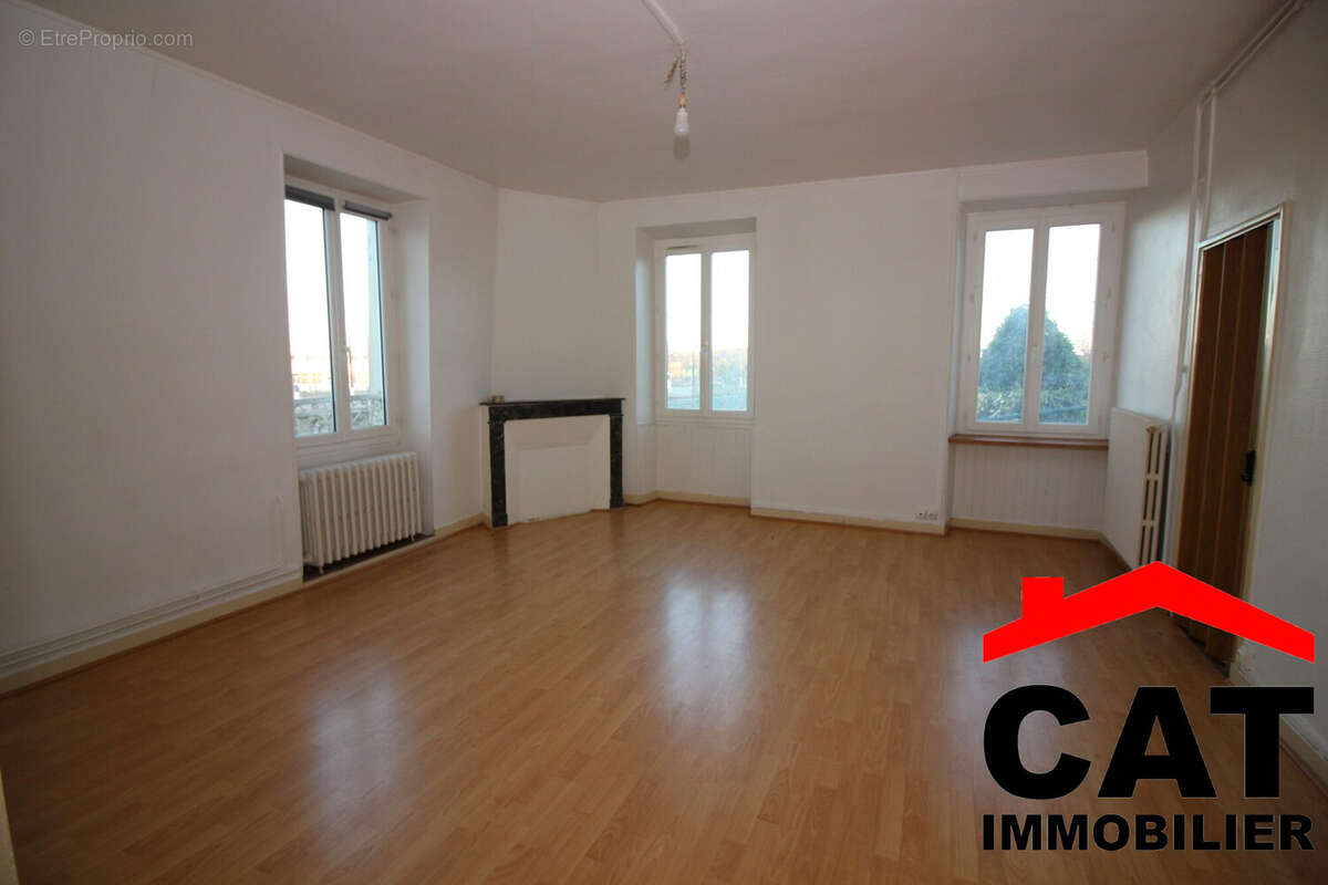 Appartement à MORET-SUR-LOING