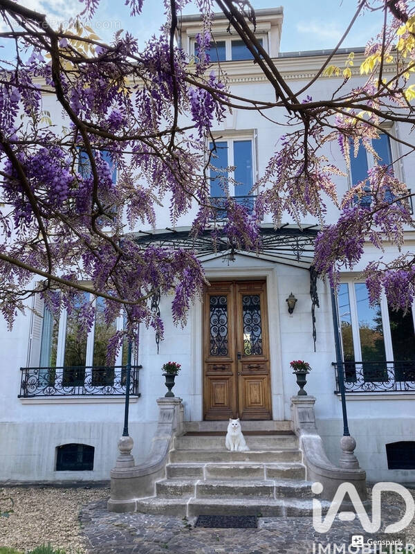 Photo 1 - Maison à SAINT-MAUR-DES-FOSSES