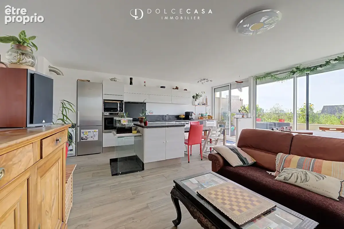 Appartement à TORCY