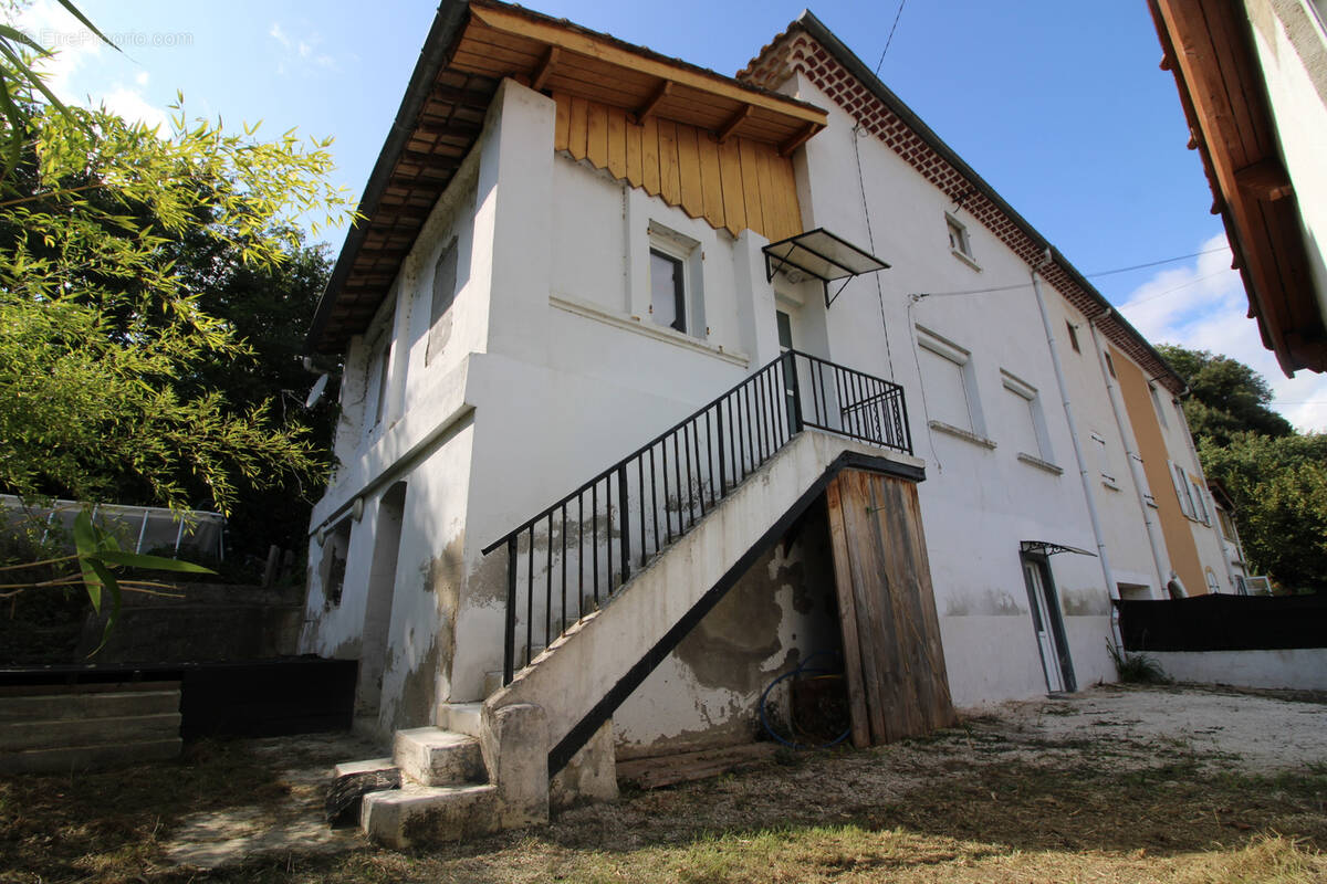 Maison à CENDRAS