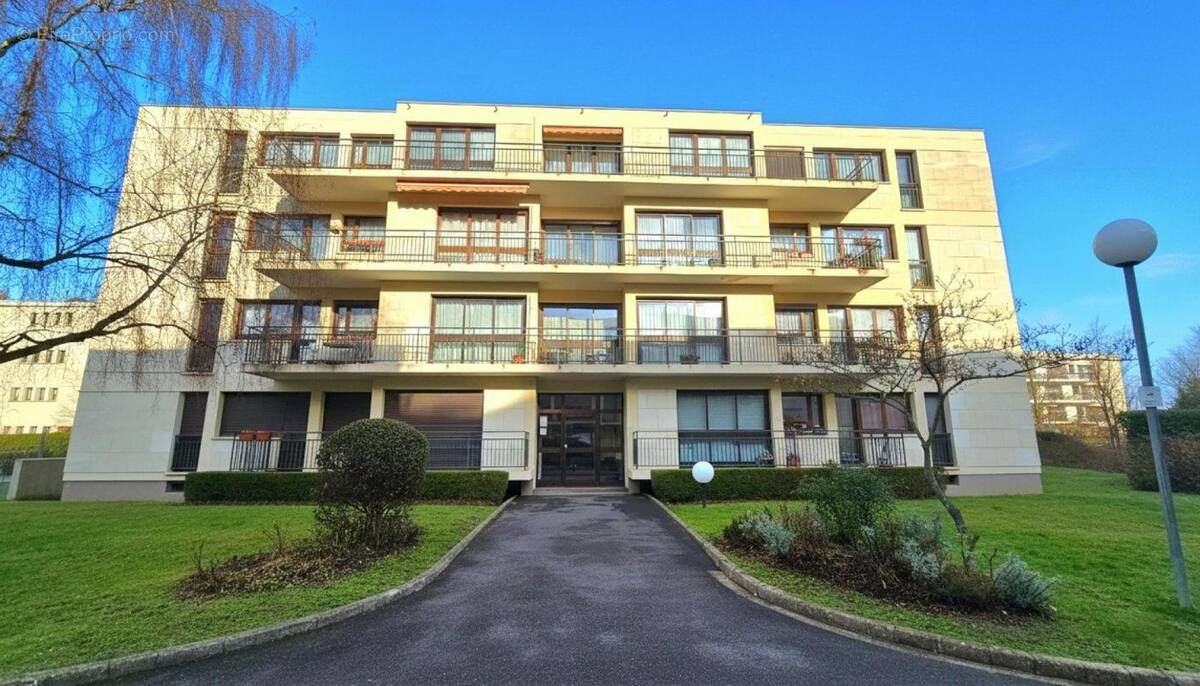 Appartement à EAUBONNE
