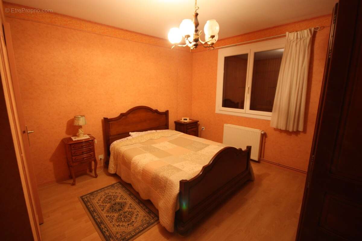 Maison à vendre 5 pièces de 135 m² sur terrain de 723 m² SAINT RAMBERT EN BUGEY (01) - photo 12