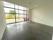 Commerce à LA FARLEDE