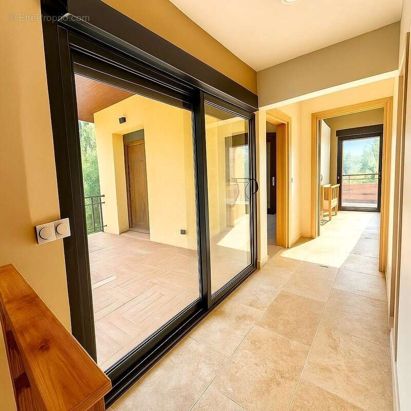 Maison à SAINT-JULIEN-EN-BORN